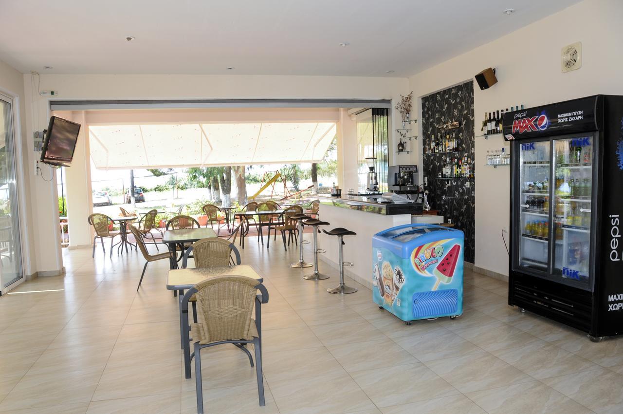 Apartments Hotel Alexandros Аркуди Екстериор снимка